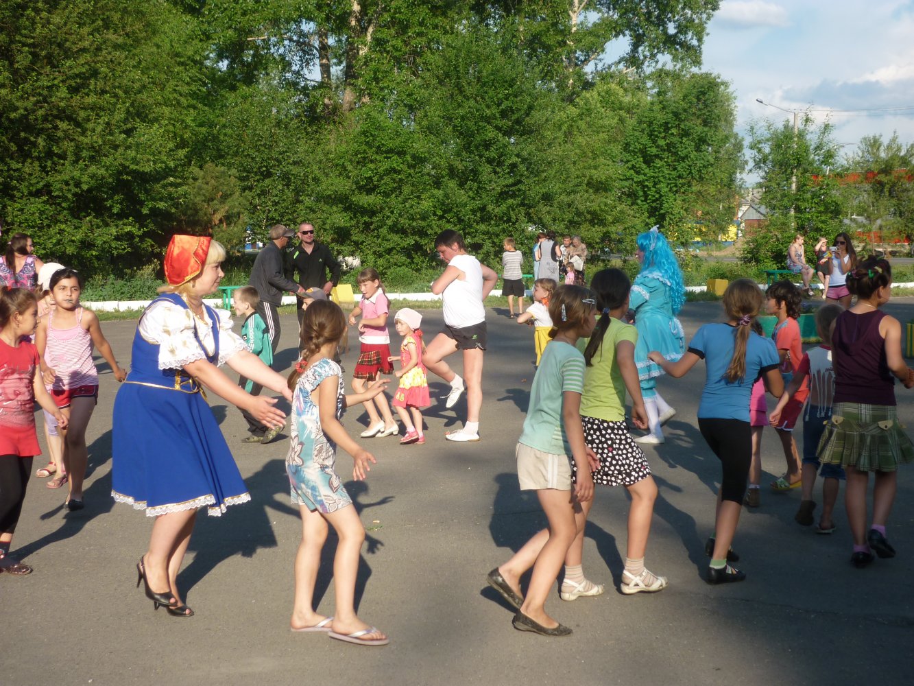 �������